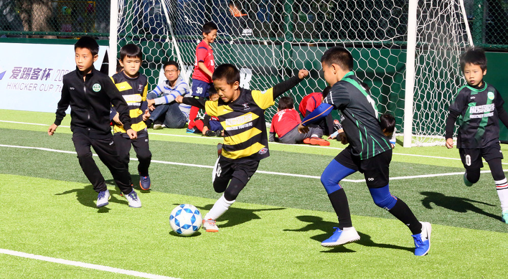 挑战赛程满满，欧洲足球联赛节节进展