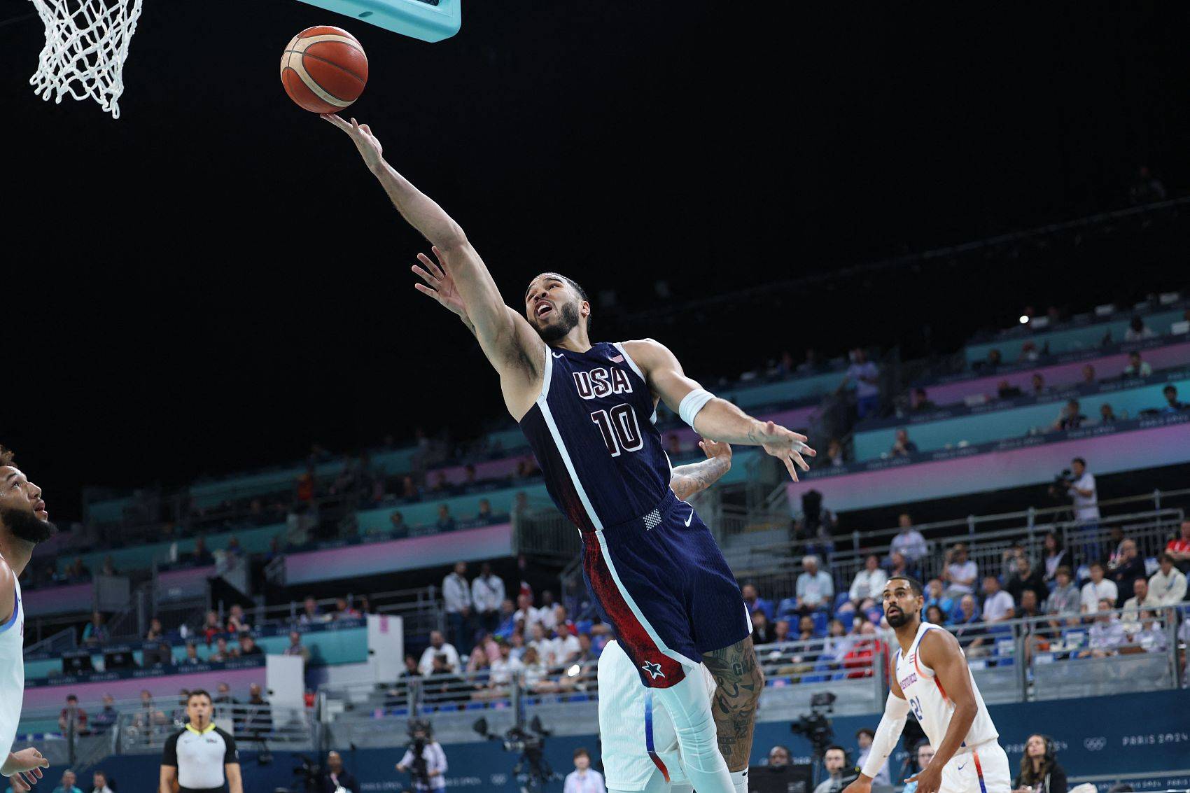 塔图姆遭遇三持续失利，塞尔维亚队教练压力巨大！的简单介绍